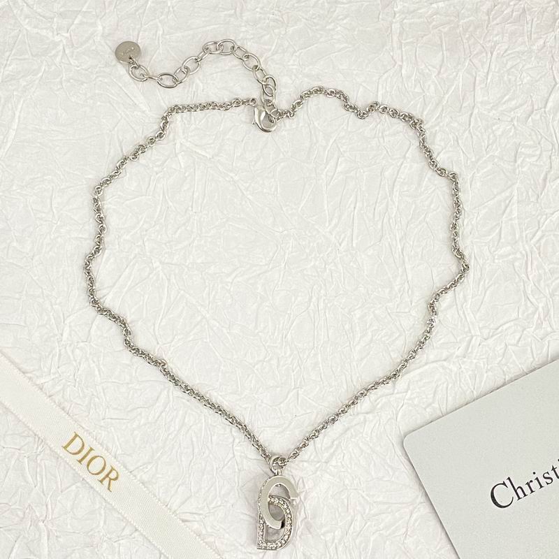 Dior Necklace 08yxq06