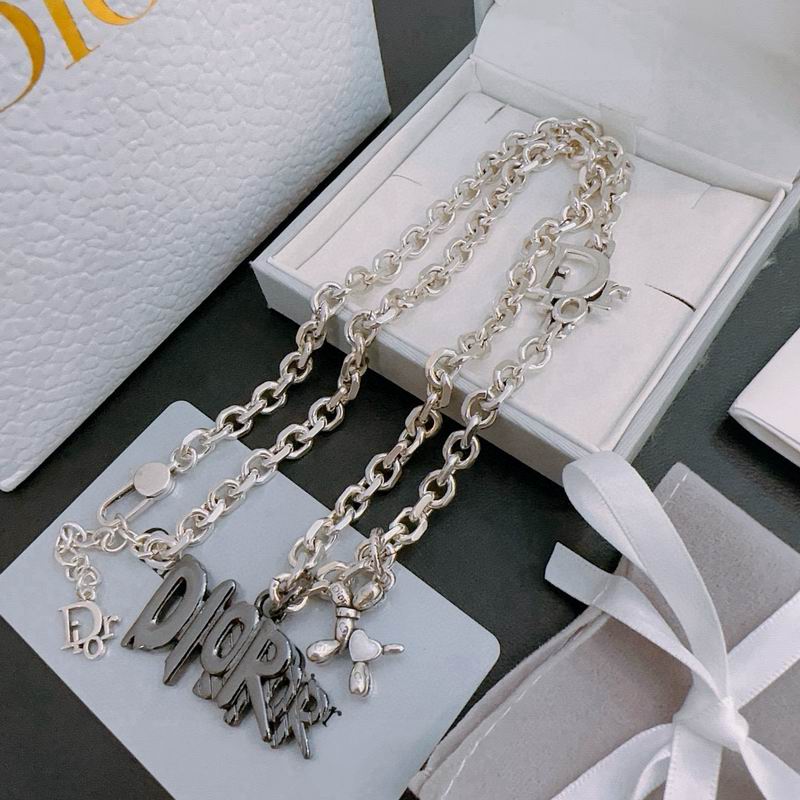Dior Necklace 10yxx88