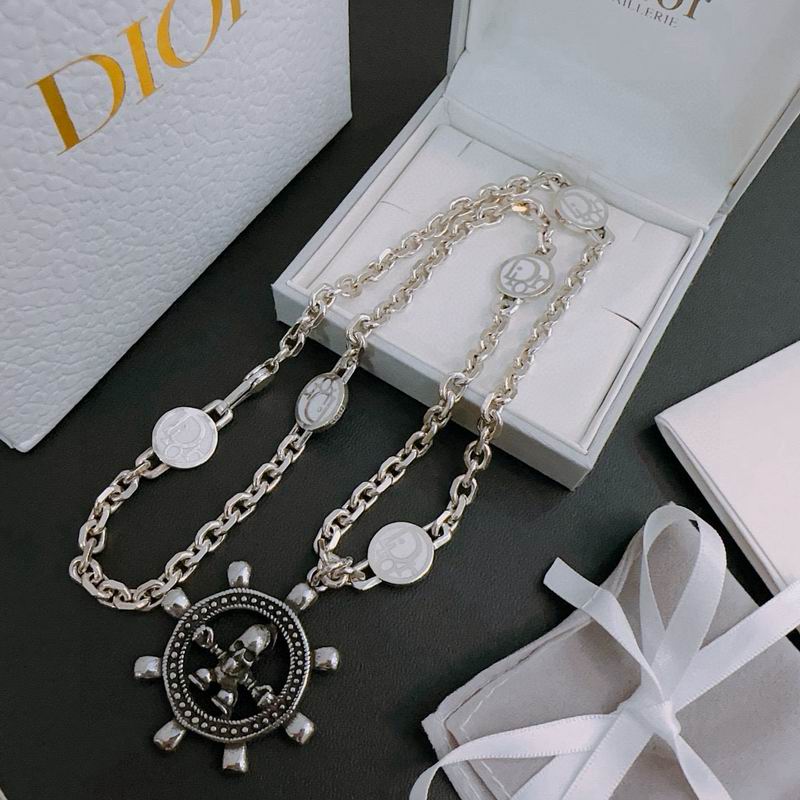 Dior Necklace 10yxx91