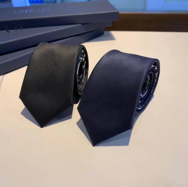 Dior Tie hm02