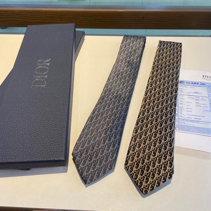 Dior Tie hm12