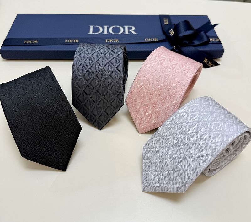 Dior Tie hm33