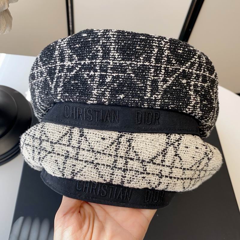 Dior beret dx19