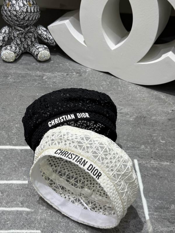 Dior beret dx44