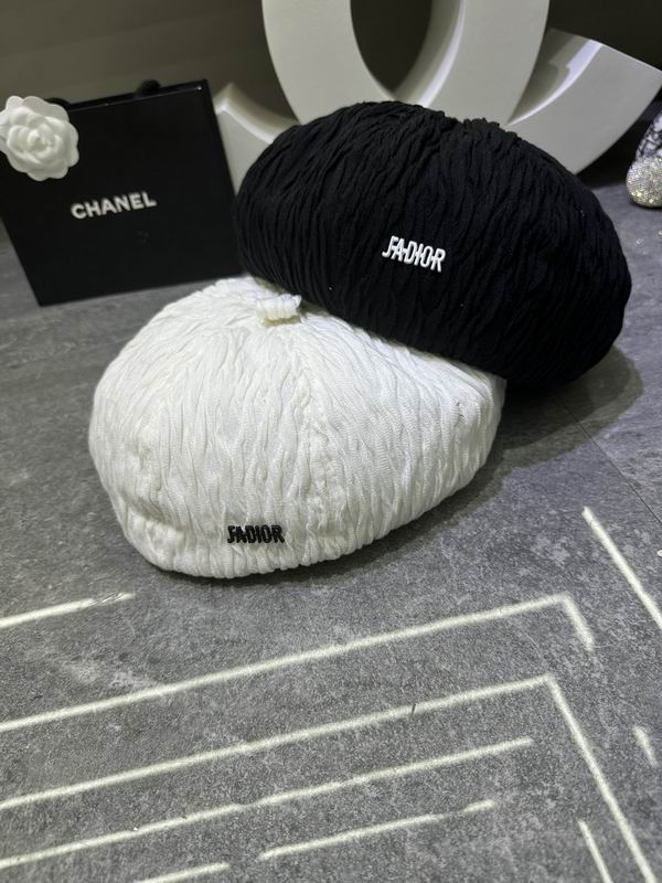 Dior beret dx35