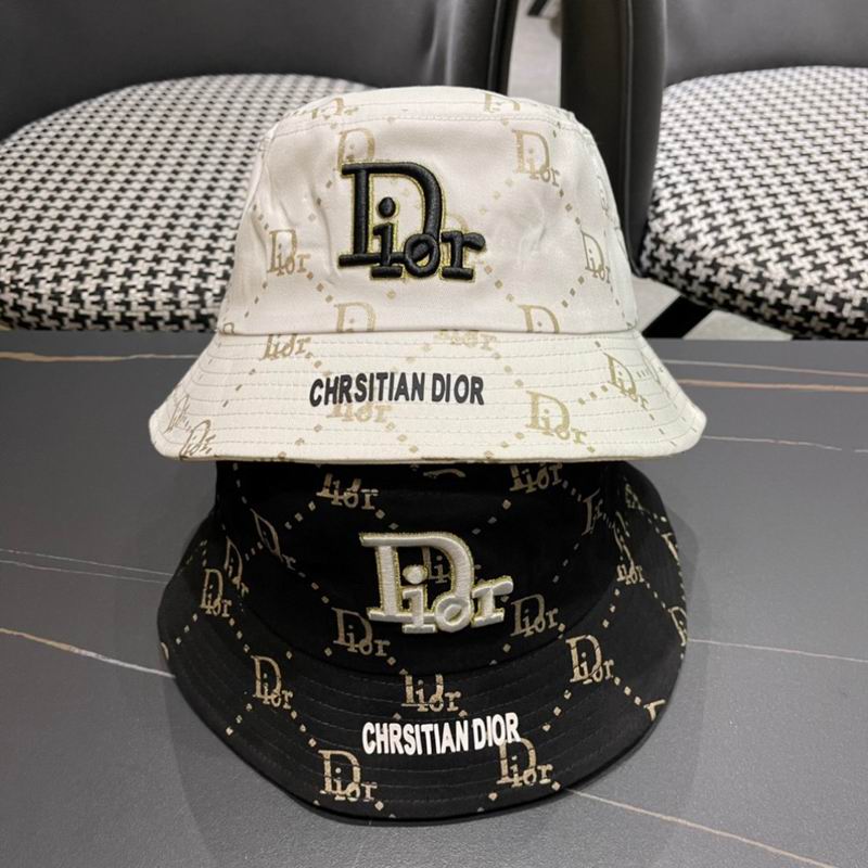 Dior hat 071602