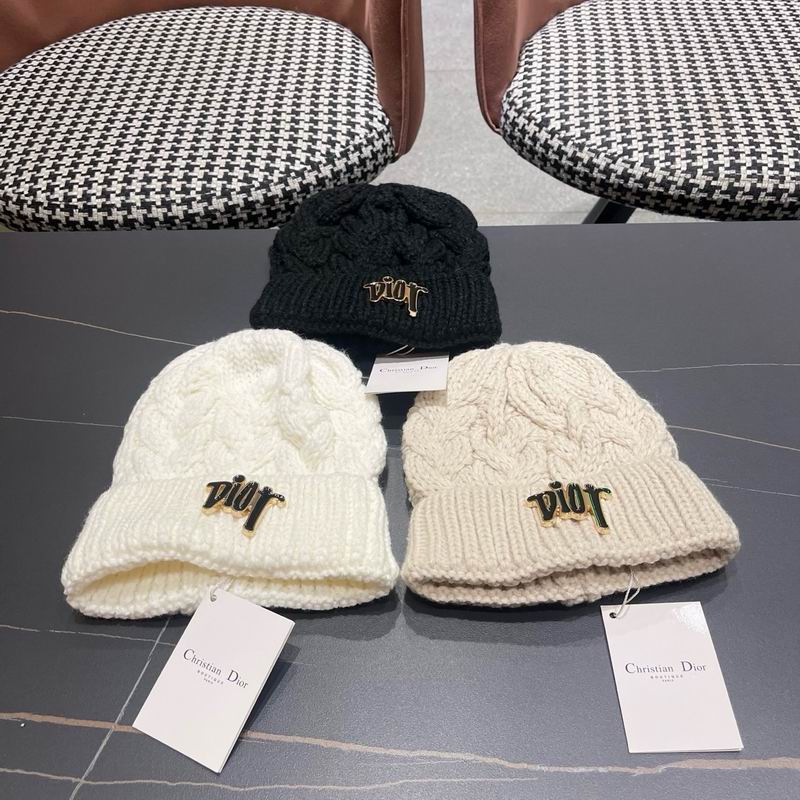 Dior hat 010301