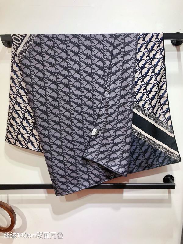 Dior scarf 140X140cm 70%羊绒30%真丝 E051741