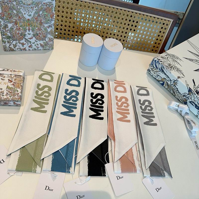 Dior silk ribbon hm29