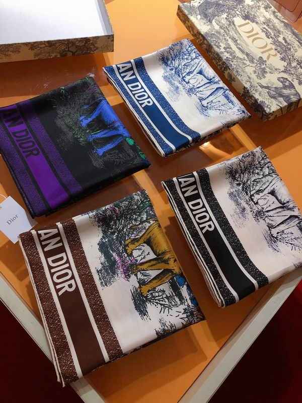 Dior silk scarf 90X90cm E08