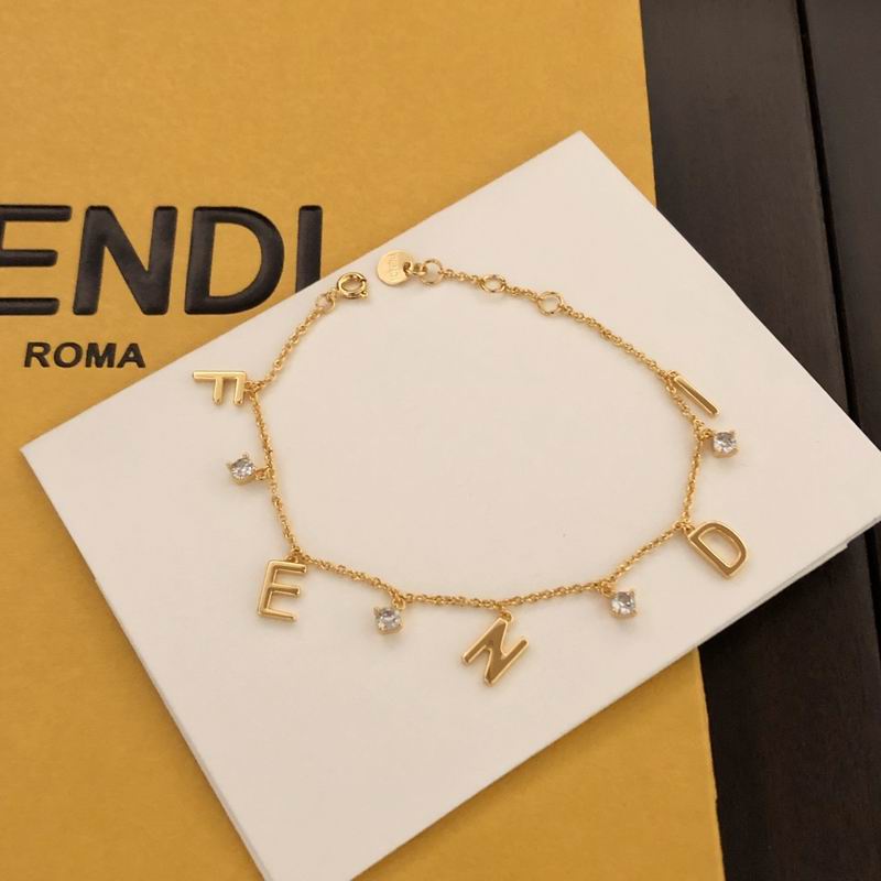 Fendi bracelet 09yxq02