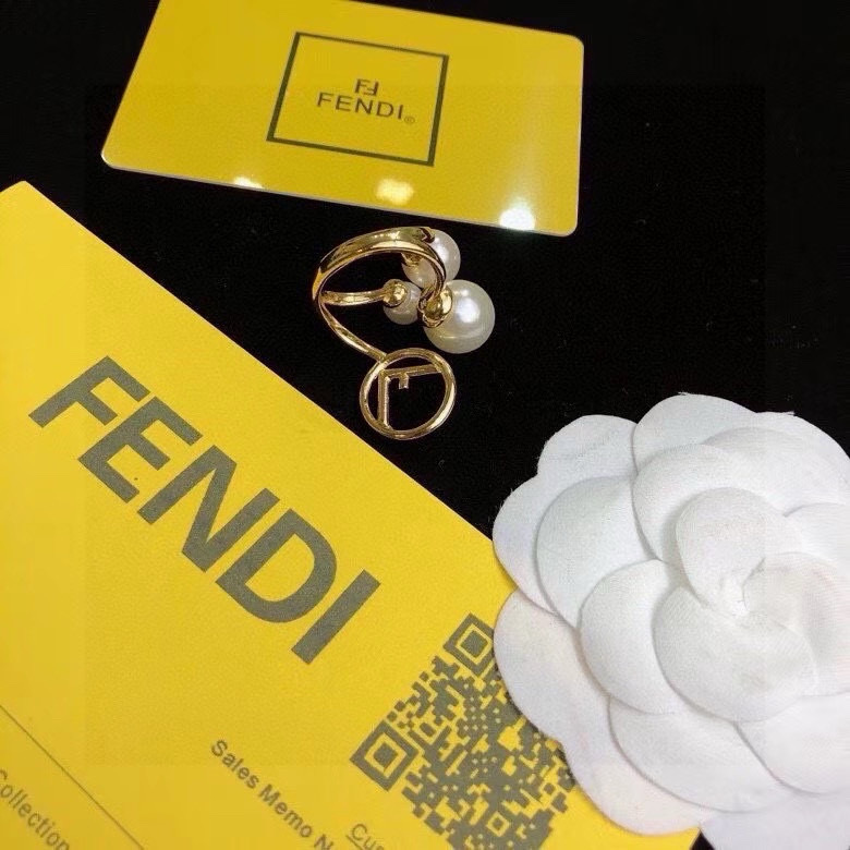 Fendi earring 06yxh01