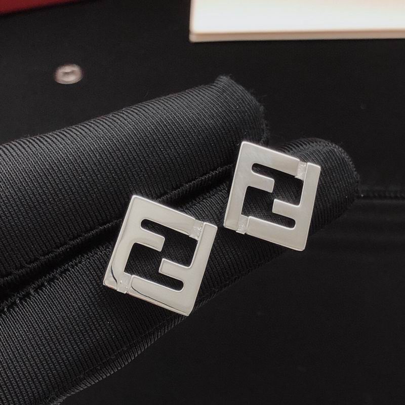 Fendi earring 11yxx10