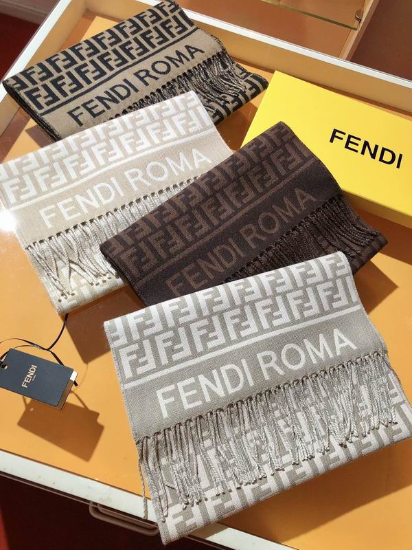 Fendi scarf 32X200cm 80%羊毛 20%羊绒 E16