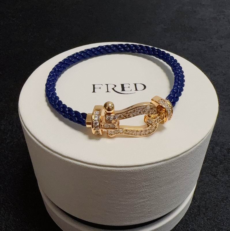 Fred Bracelet lyr07