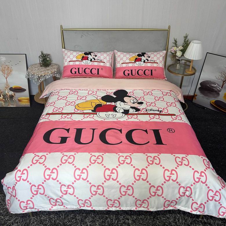 Gucci 2.0x2.3m 19
