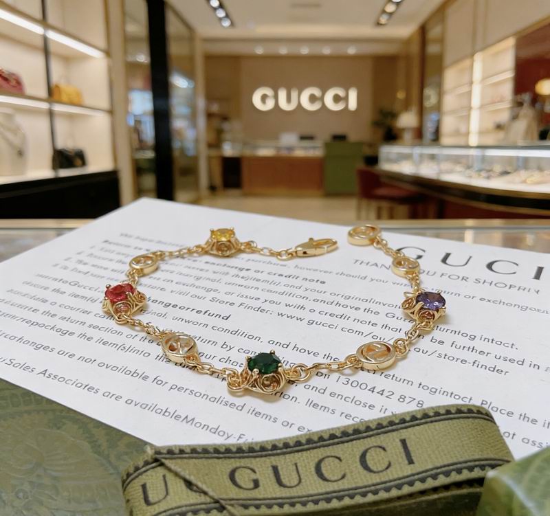 Gucci Bracelet 02yxs24