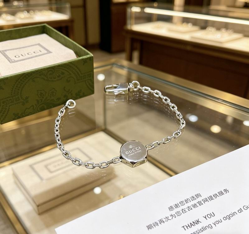 Gucci Bracelet 04yxs353