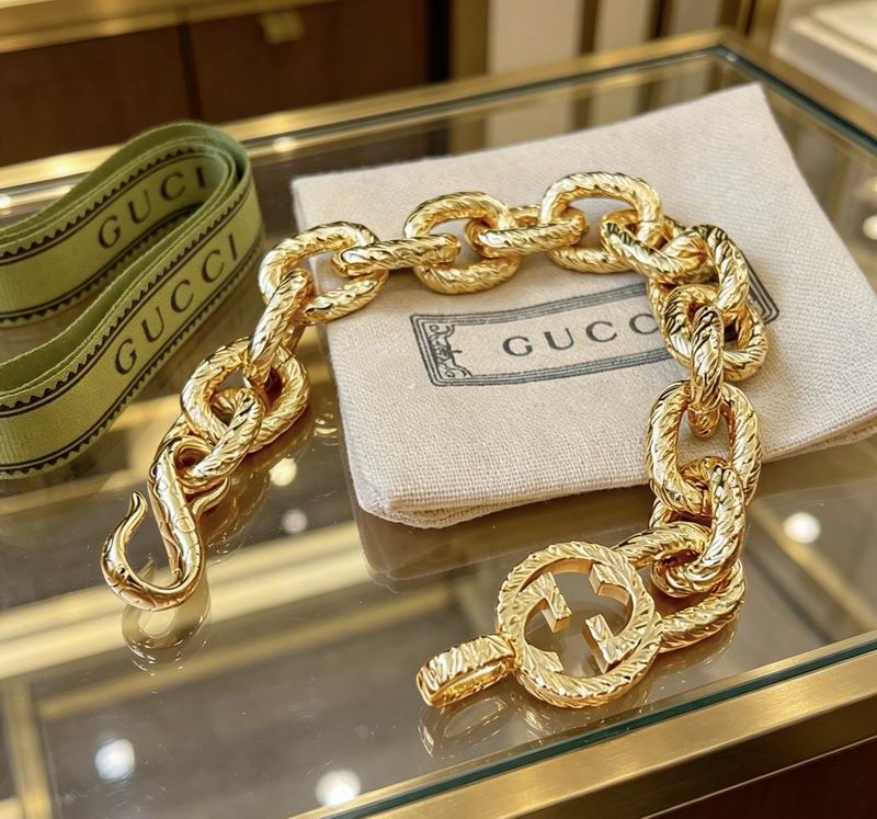 Gucci Bracelet 04yxs417