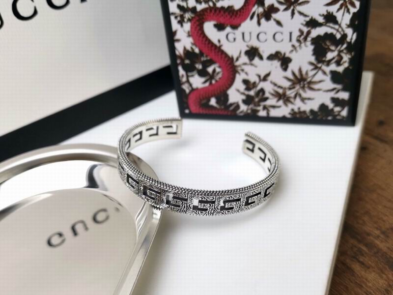 Gucci Bracelet 05yxh172