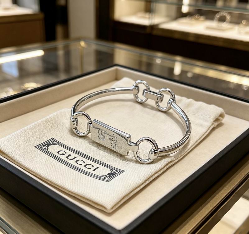 Gucci Bracelet 05yxs135
