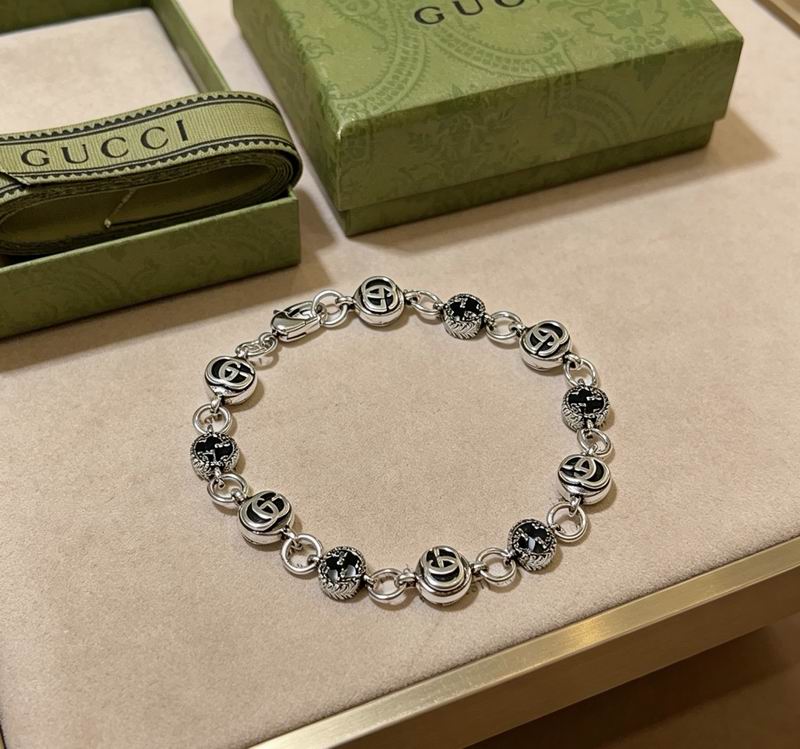 Gucci Bracelet 05yxs17
