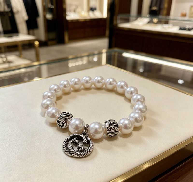 Gucci Bracelet 05yxs18