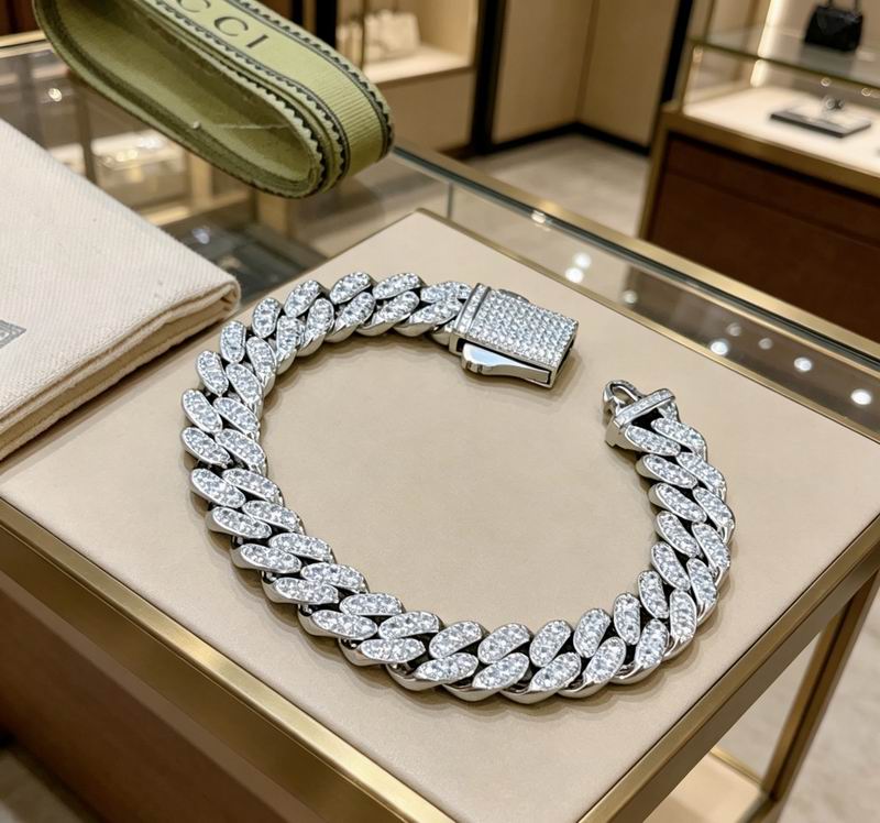 Gucci Bracelet 05yxs22