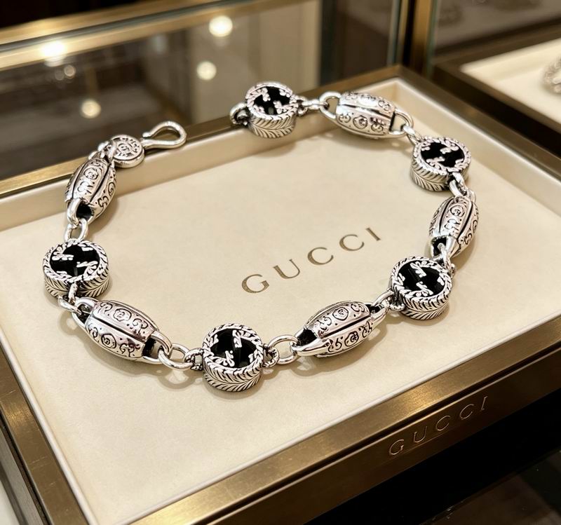 Gucci Bracelet 05yxs31