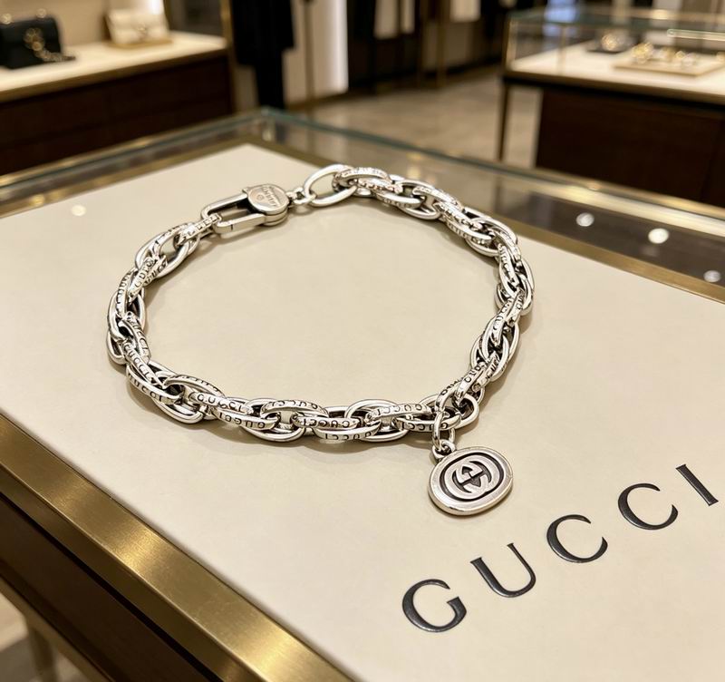 Gucci Bracelet 05yxs33