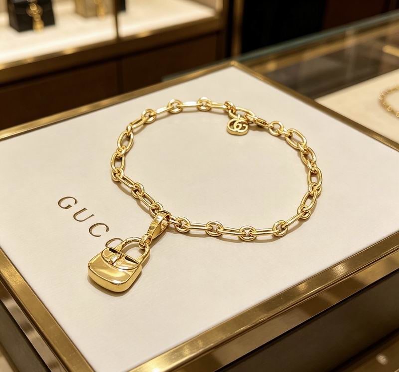 Gucci Bracelet 05yxs34