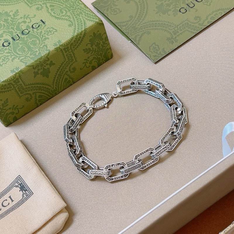 Gucci Bracelet 09yxh03