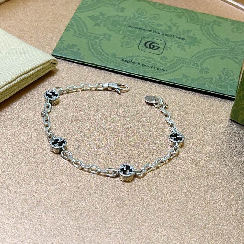 Gucci Bracelet 09yxx11
