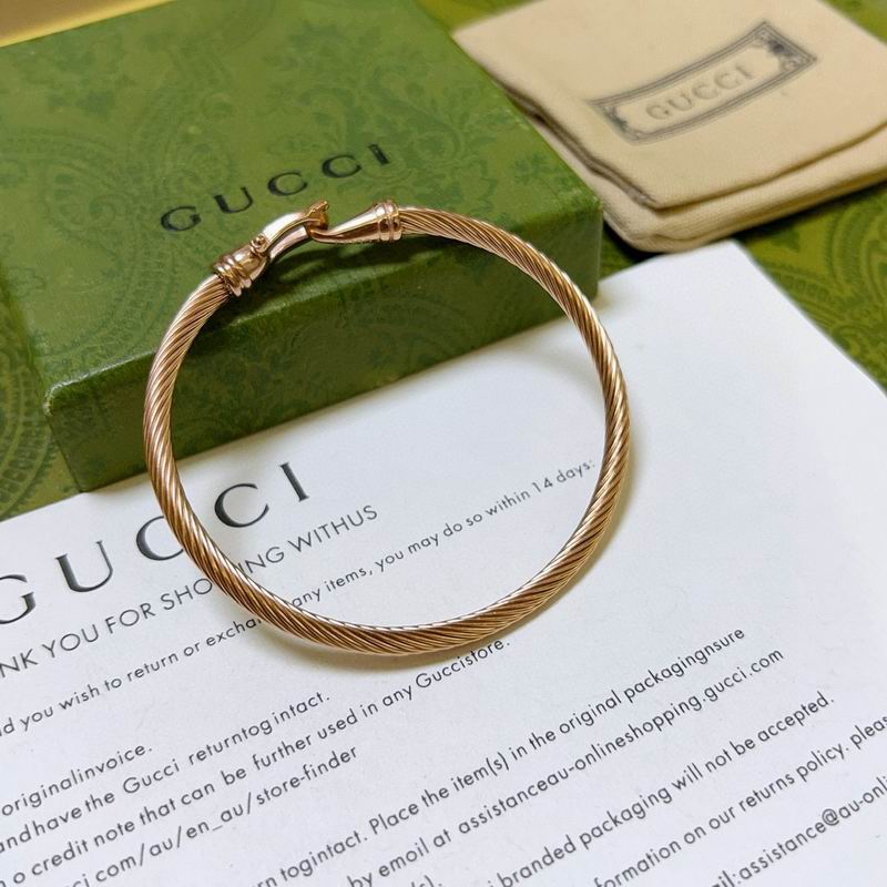 Gucci Bracelet 10yxx31