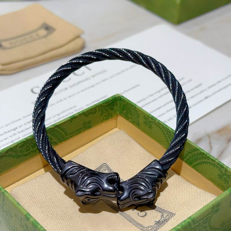 Gucci Bracelet 10yxx54