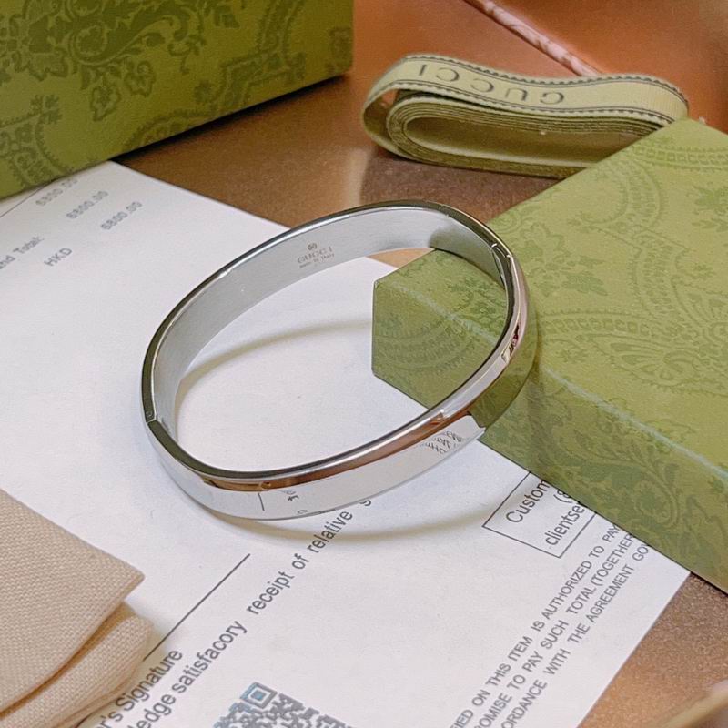 Gucci Bracelet 11yxx147