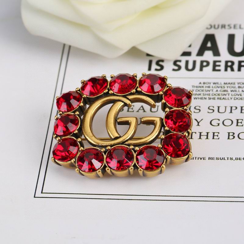 Gucci Brooch 03yxs09