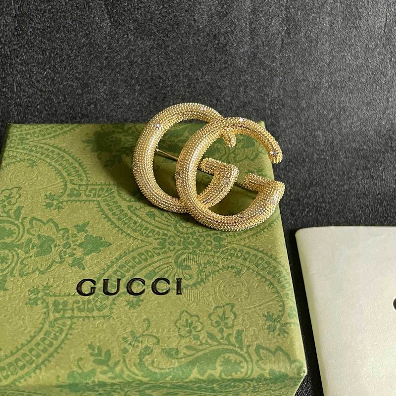 Gucci Brooch 10yxx13