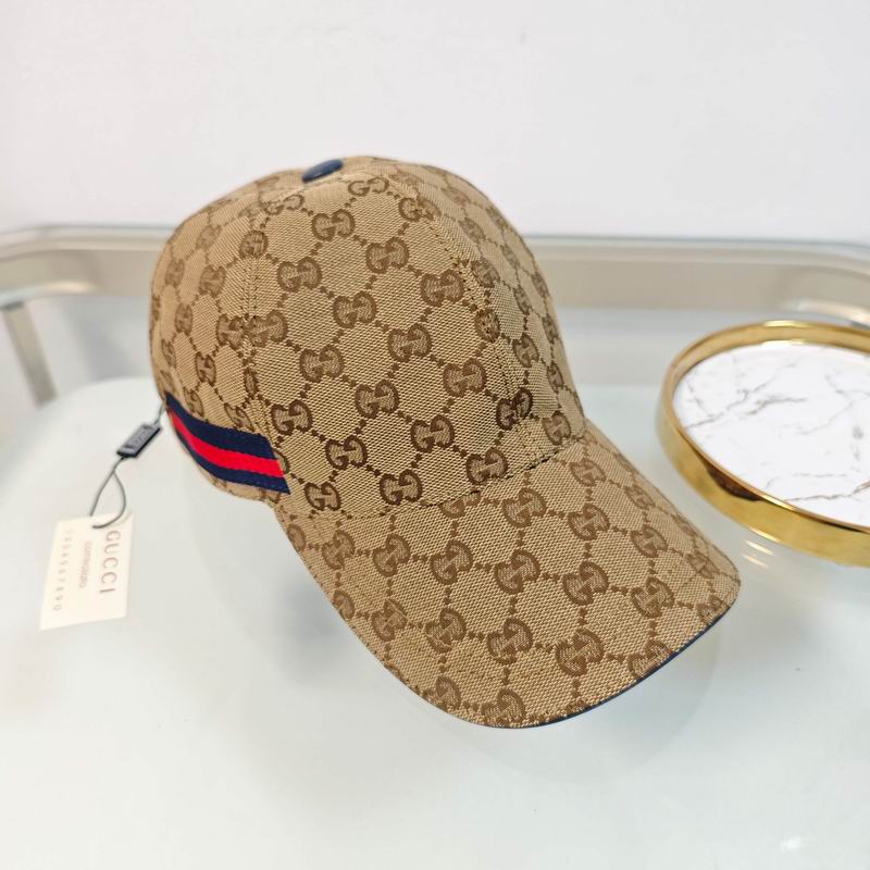 26 Gucci Cap