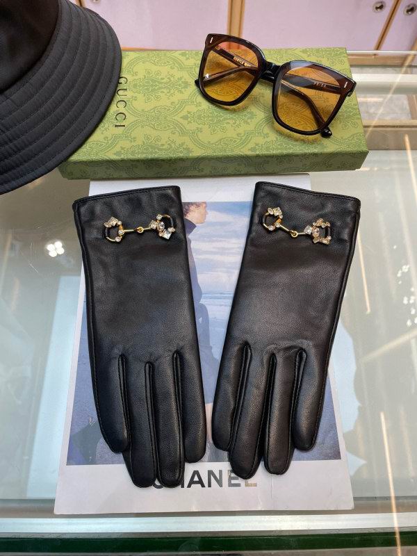 Gucci gloves hm