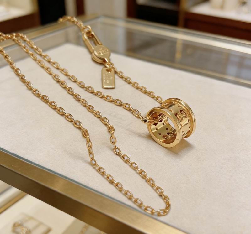 Gucci Necklace 03yxs312