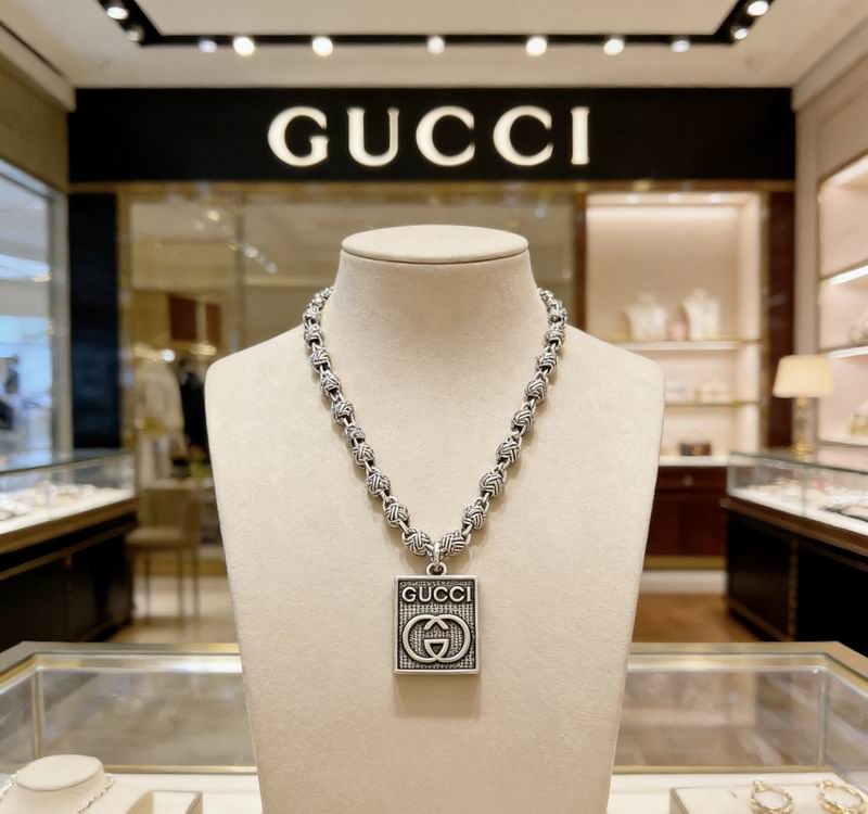 Gucci Necklace  02yxs88