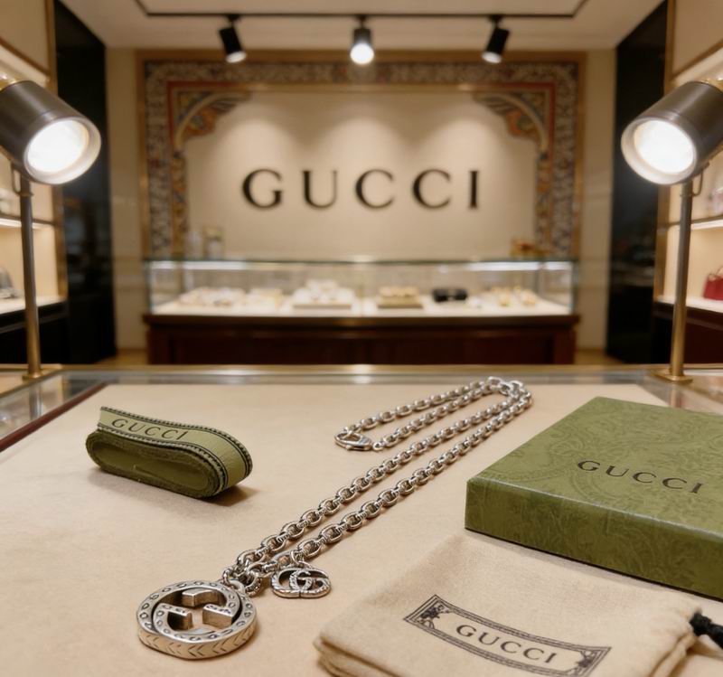 Gucci Necklace 03yxs95