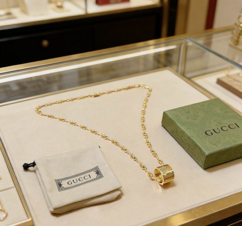 Gucci Necklace 04yxs333