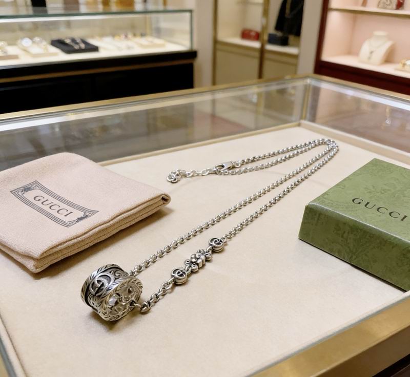 Gucci Necklace 04yxs358