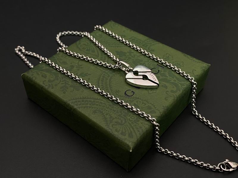 Gucci Necklace 04yxs178