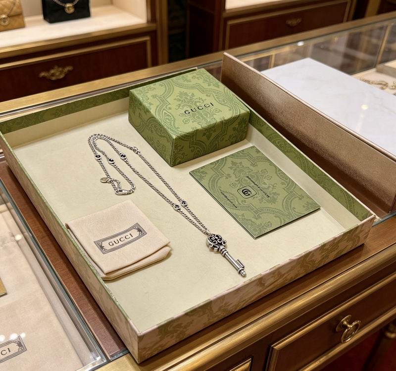 Gucci Necklace 04yxs186