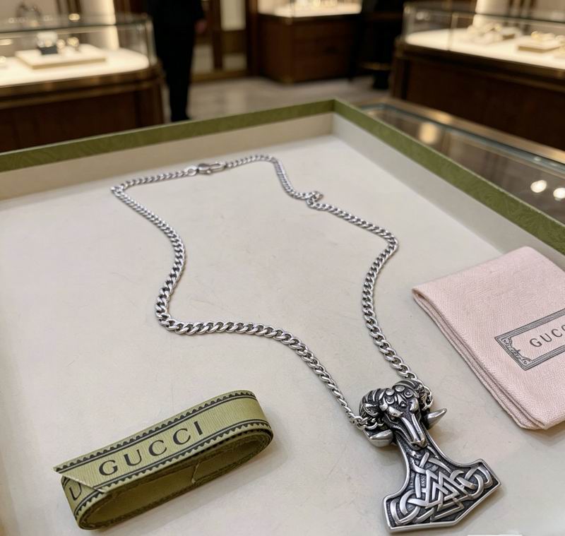 Gucci Necklace 04yxs200