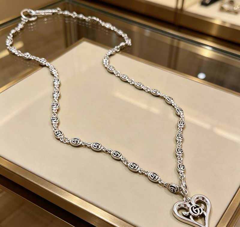 Gucci Necklace 04yxs220
