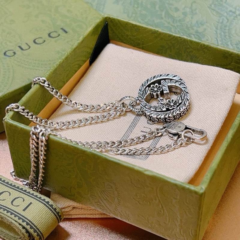 Gucci Necklace 05yxh92